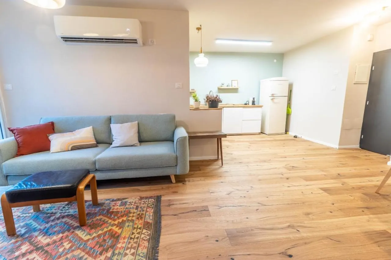 נופש ליד הים בת גלים Apartment Haifa 0*,  Israel